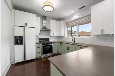 2352 W Shakespeare Avenue #2C, Chicago, IL 60647 - Photo 7