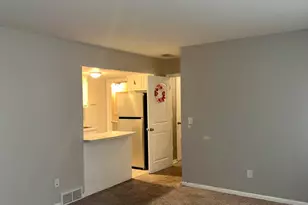 220 N Rosedale Ave, Aurora, IL 60506 - Photo 11