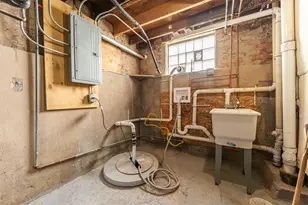 225 Marshall Ave, Bellwood, IL 60104 - Photo 17