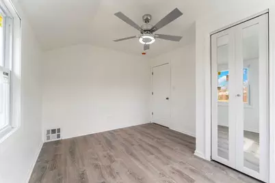 225 Marshall Avenue, Bellwood, IL 60104 - Photo 9