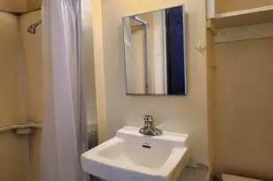 1919 W Berteau Ave, Chicago, IL 60613 - Photo 5