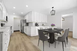 15606 Hollyhock Ct, Orland Park, IL 60462 - Photo 9