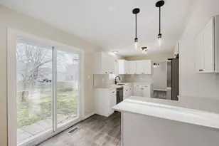 141 Timberlane Rd, Matteson, IL 60443 - Photo 9