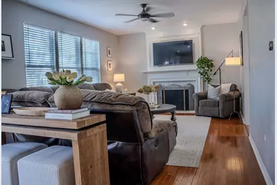 250 Tiger Street, Bolingbrook, IL 60490 - Photo 7