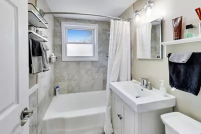 [Address not provided], Addison, IL 60101 - Photo 17