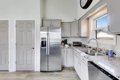 [Address not provided], Addison, IL 60101 - Photo 7