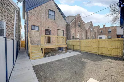 4528 W Maypole Avenue, Chicago, IL 60624 - Photo 25