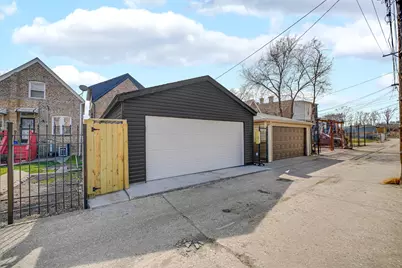 4528 W Maypole Avenue, Chicago, IL 60624 - Photo 23