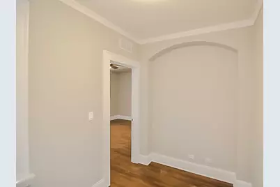 817 W Lakeside Place #705, Chicago, IL 60640 - Photo 13