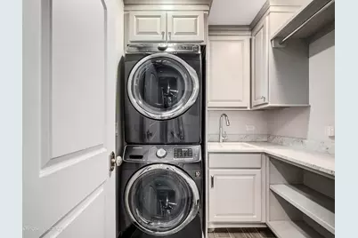 117 W North Street, Hinsdale, IL 60521 - Photo 29