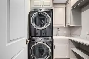 117 W North St, Hinsdale, IL 60521 - Photo 29