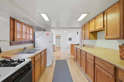 18301 Le Claire Avenue, Country Club Hills, IL 60478 - Photo 11