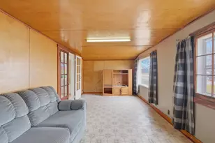 18301 Le Claire Ave, Country Club Hills, IL 60478 - Photo 5