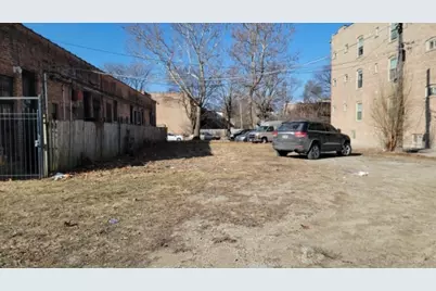 6051 S Saint Lawrence Avenue, Chicago, IL 60637 - Photo 3