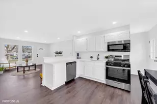 115 Fairlane Dr, Joliet, IL 60435 - Photo 3