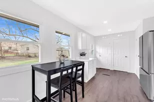 115 Fairlane Dr, Joliet, IL 60435 - Photo 7