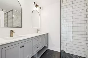 26 N Craig Pl, Lombard, IL 60148 - Photo 7