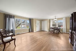 1S285 Myrtle Ave, Oakbrook Terrace, IL 60181 - Photo 3