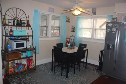 220 N East Street, Earlville, IL 60518 - Photo 3