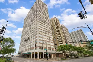 6171 N Sheridan Rd, Chicago, IL 60660 - Photo 1