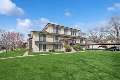 108 S 14th Street #108, Saint Charles, IL 60174 - Photo 1