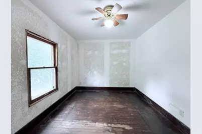 1005 E Main Street, Clifton, IL 61727 - Photo 7
