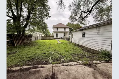 1005 E Main Street, Clifton, IL 61727 - Photo 13