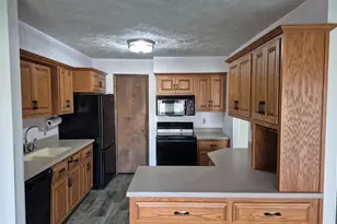 43 Crystal Ct, Pontiac, IL 61764 - Photo 5