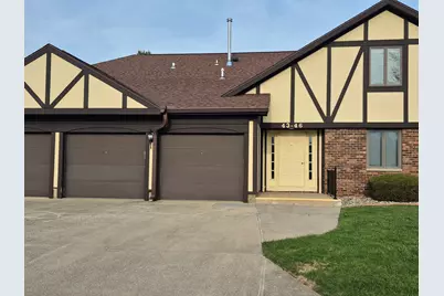 43 Crystal Court #B1, Pontiac, IL 61764 - Photo 1