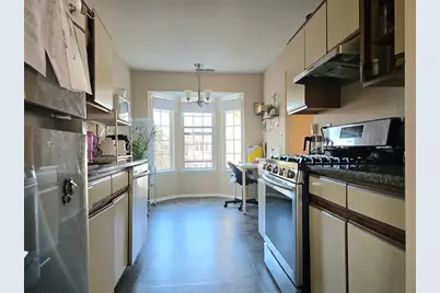 1914 Quaker Hollow Lane, Streamwood, IL 60107 - Photo 9