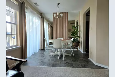 1914 Quaker Hollow Lane, Streamwood, IL 60107 - Photo 3