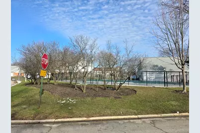 1914 Quaker Hollow Lane, Streamwood, IL 60107 - Photo 25