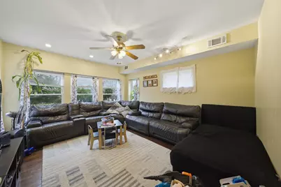 137 S 16th Avenue, Maywood, IL 60153 - Photo 5