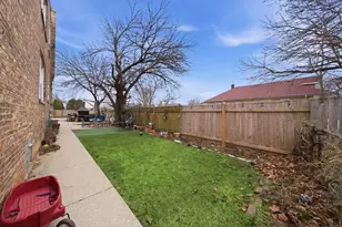 137 S 16th Ave, Maywood, IL 60153 - Photo 25