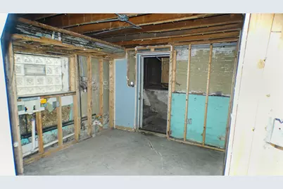 8242 S Honore Street, Chicago, IL 60620 - Photo 13