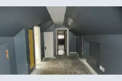 8242 S Honore Street, Chicago, IL 60620 - Photo 9