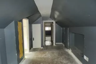 8242 S Honore St, Chicago, IL 60620 - Photo 9