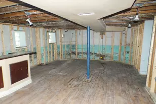 8242 S Honore St, Chicago, IL 60620 - Photo 11