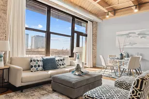 1040 W Adams St, Chicago, IL 60607 - Photo 3