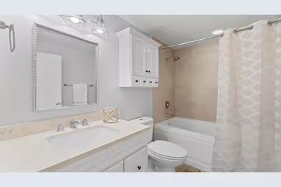 1040 W Adams Street #333, Chicago, IL 60607 - Photo 15