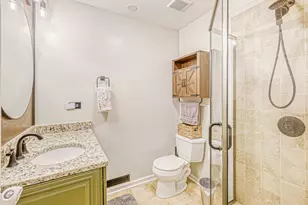 1S538 Bayberry Ln, Wheaton, IL 60189 - Photo 15