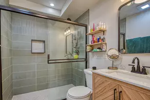 5232 N Campbell Ave, Chicago, IL 60625 - Photo 17