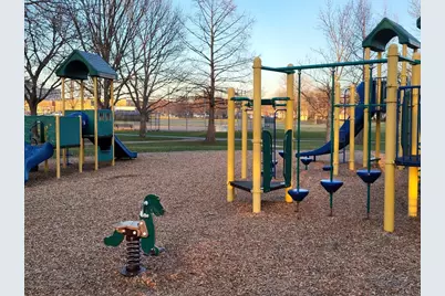 6831 Plymouth Road, Downers Grove, IL 60516 - Photo 79