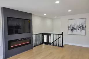 6831 Plymouth Rd, Downers Grove, IL 60516 - Photo 7