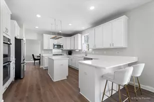 2431 Trailside Ln, Wauconda, IL 60084 - Photo 9