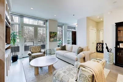 208 N Park Drive, Chicago, IL 60601 - Photo 3