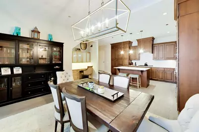 208 N Park Drive, Chicago, IL 60601 - Photo 9