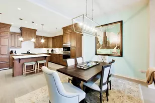 208 N Park Dr, Chicago, IL 60601 - Photo 9