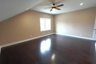 9615 S California Ave, Evergreen Park, IL 60805 - Photo 21