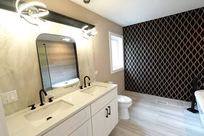 9615 S California Avenue, Evergreen Park, IL 60805 - Photo 15